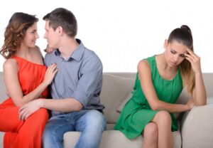 Not Sure How to Get Your Head Around Boyfriend Seeing His Ex? Here’s What You Can Do